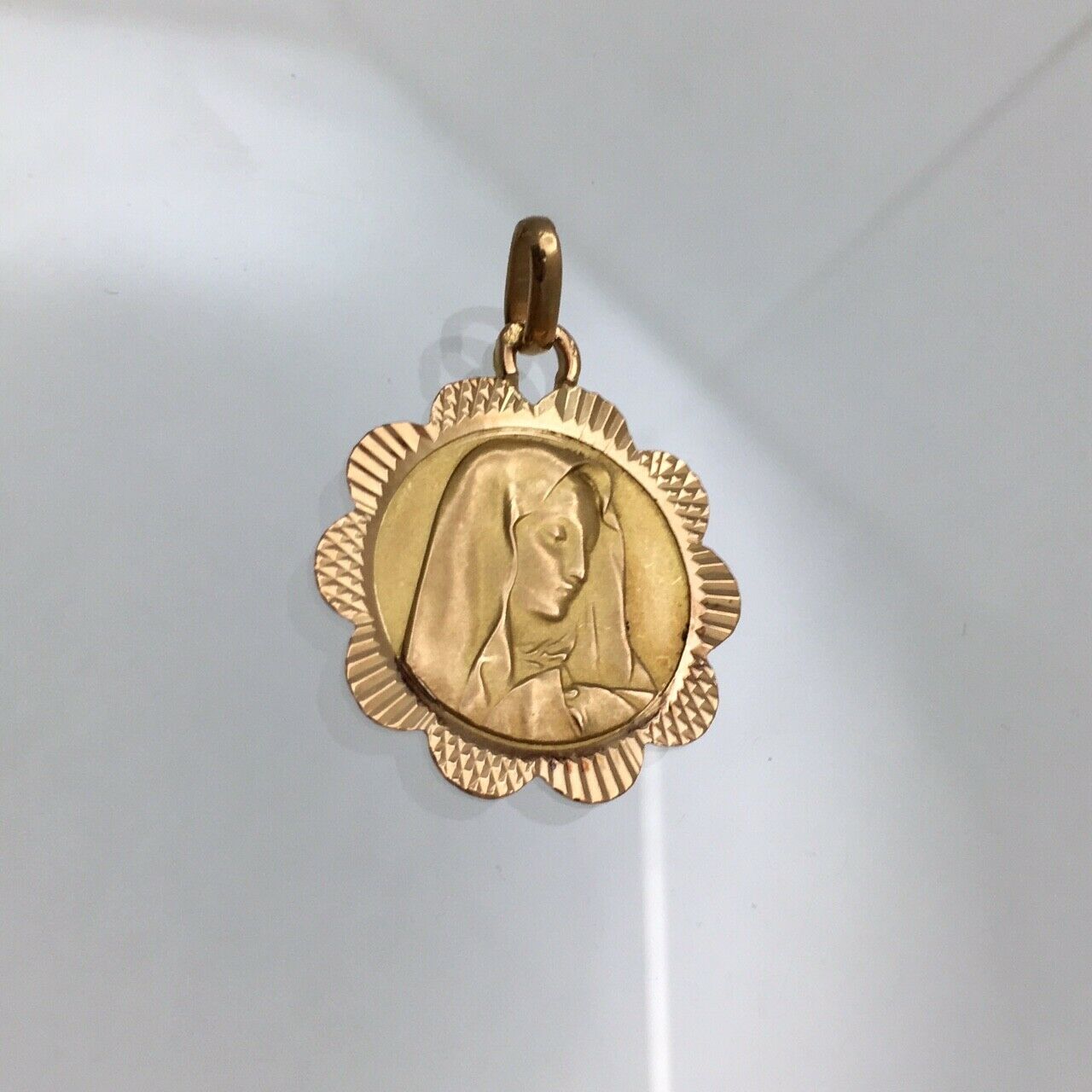 18k Gold Virgin Mary / Madonna French Art Nouveau Eagle Head Hallmark Religious