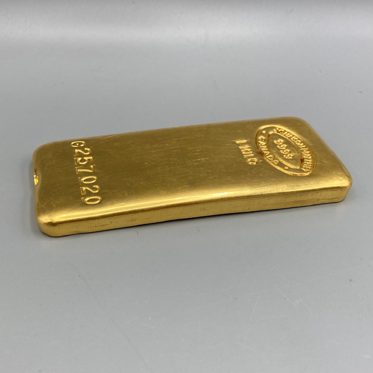 1 kilo Gold Bar - Johnson Matthey 9999 Canada