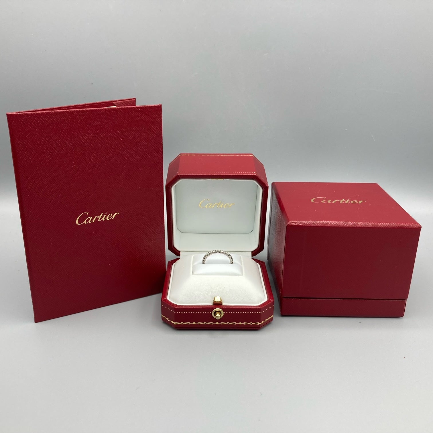Étincelle de Cartier 18 Karat Gold Pave Diamond Eternity or Wedding Ring 49