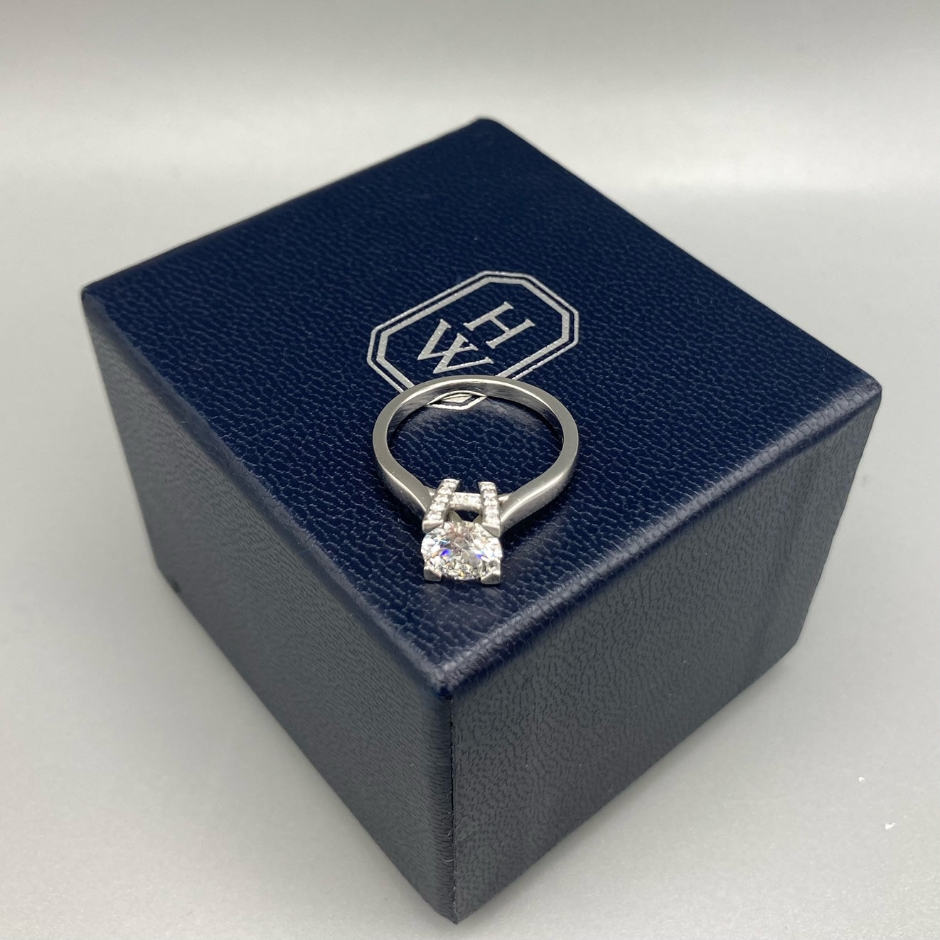 Harry Winston 1.10 Carat E-VVS2 Center Stone Solitaire HW Diamond Logo Round Brilliant Platinum Engagement Ring