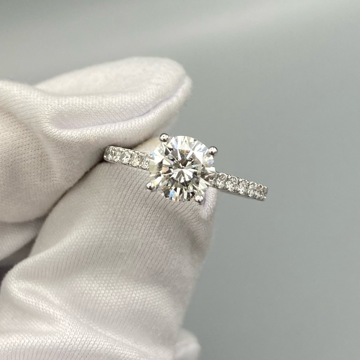 1.26 Carat F SI2-I1 Round Brilliant Natural Diamond Engagement Ring 18k White Gold