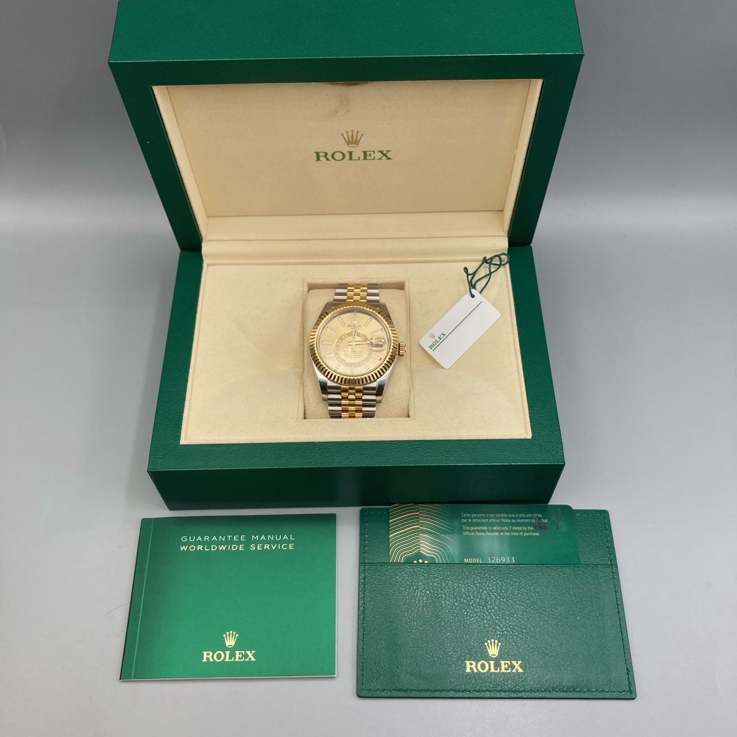 Rolex Sky-Dweller 42 mm, acier Oystersteel et or jaune 326933