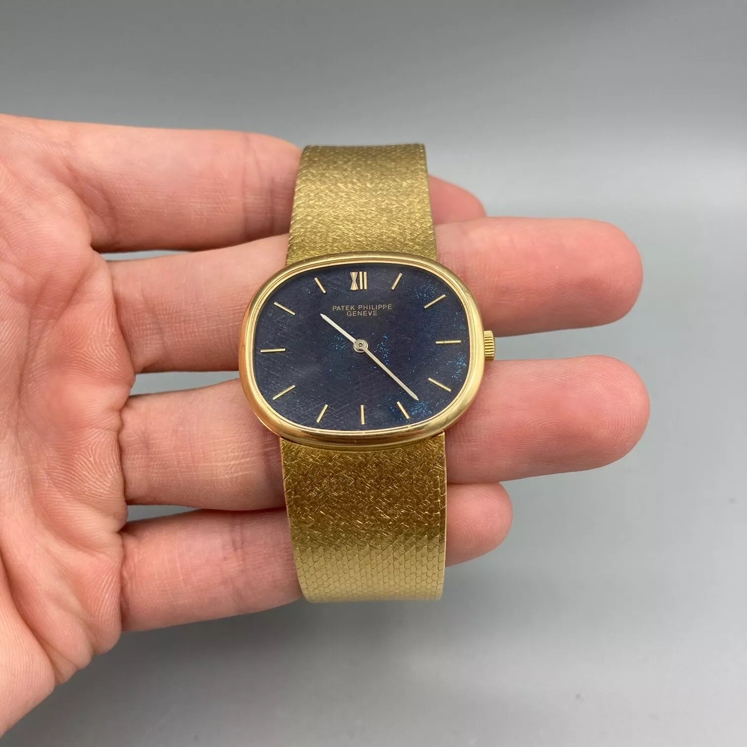 Patek Philippe 18K Yellow Gold 'Ellipse' Wristwatch 3545/2