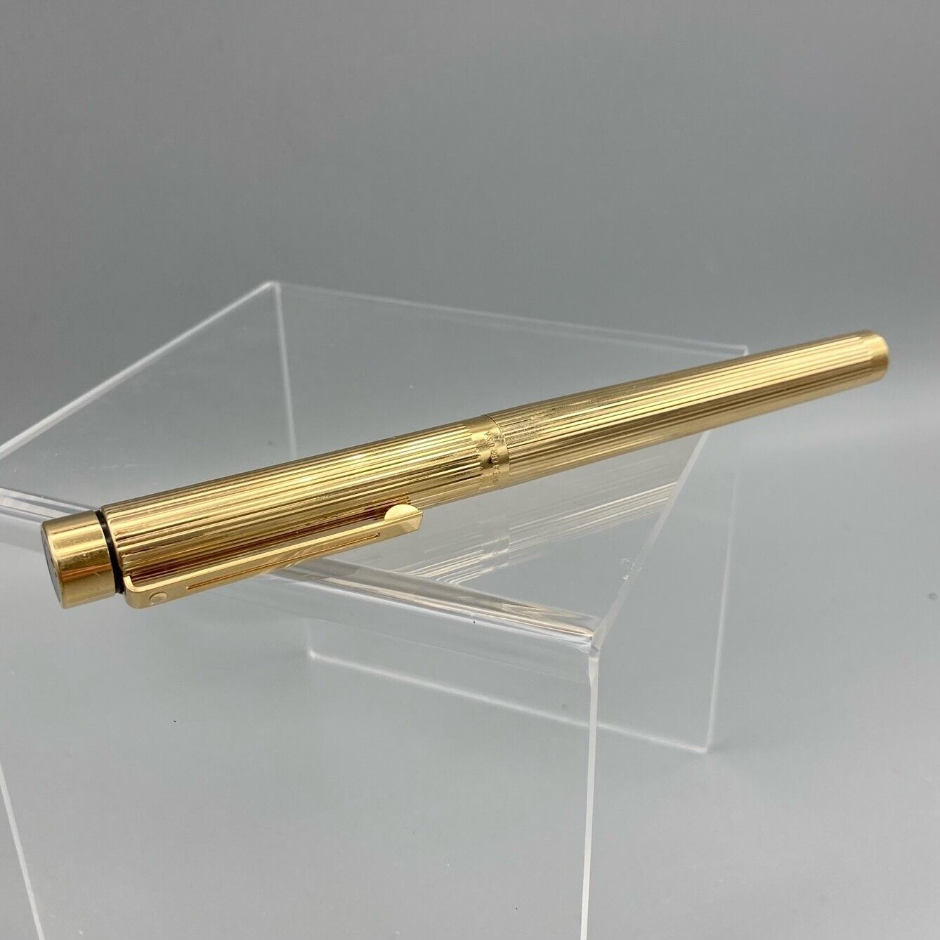 Sheaffer Targa Gold Electroplate Vintage Rollerball Pen 1005