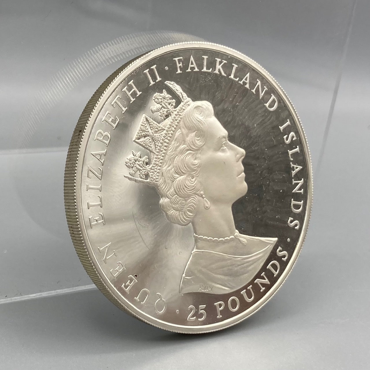 25 Pounds - Elizabeth II 100 years of self sufficiency