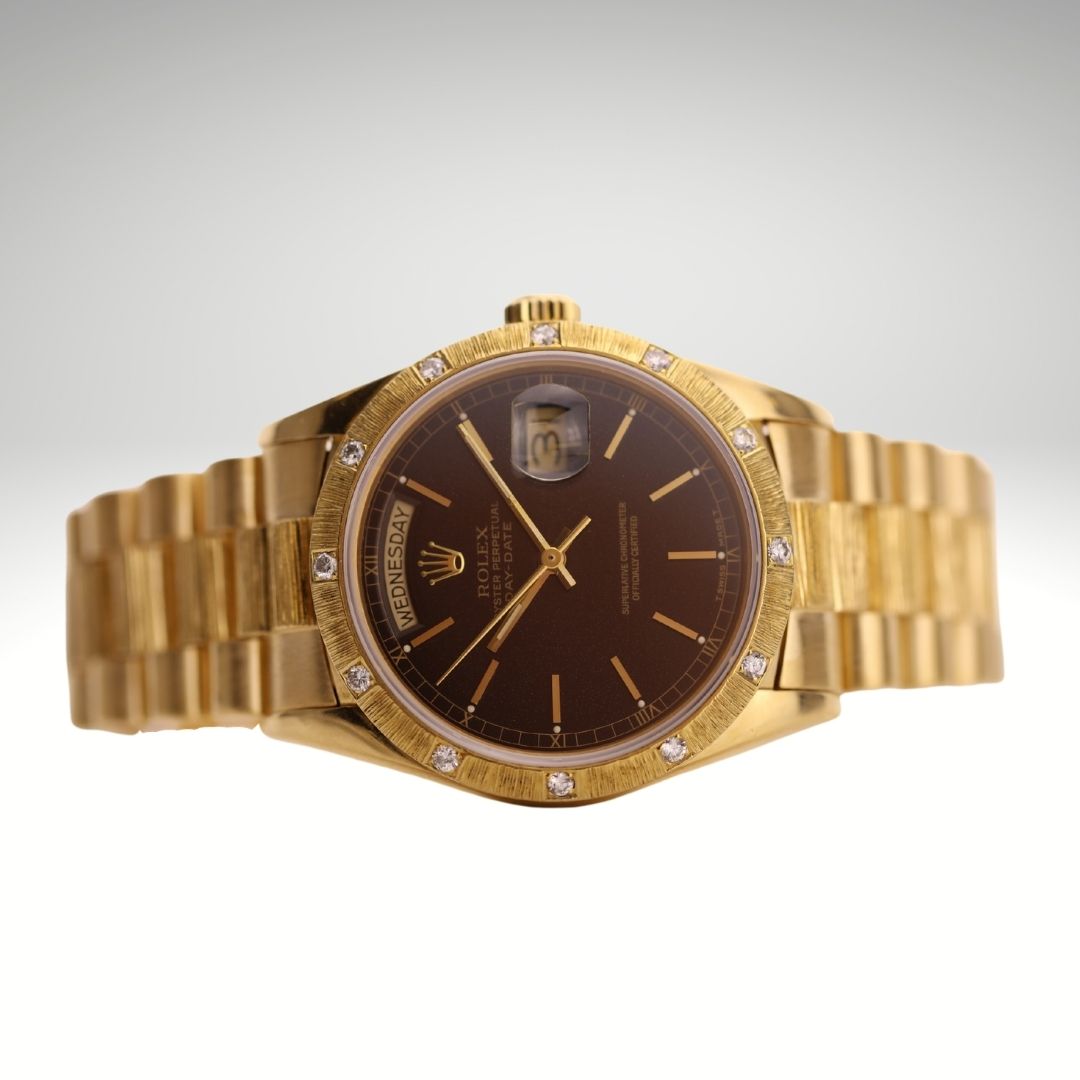 Rolex Oyster Perpetual in 18K Yellow Gold with Diamond Bezel Ref. 18108 Day-Date