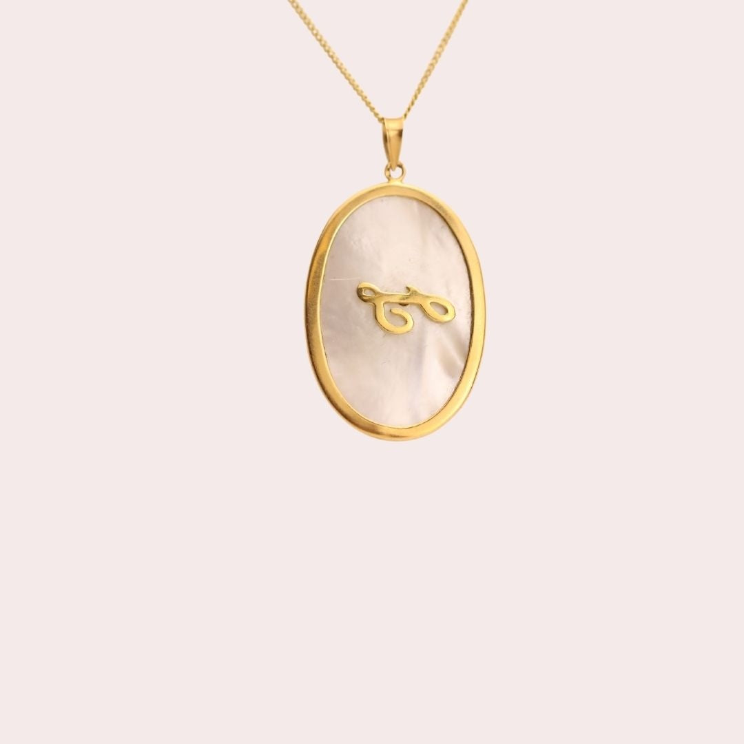 Vintage Mother Of Pearl "T" Monogram Initial in 18k Gold