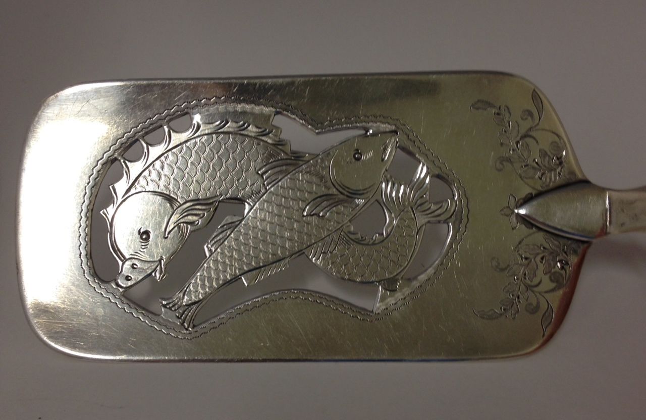 Samuel Neville Irish Georgian Silver Fish Slice Dublin 1818