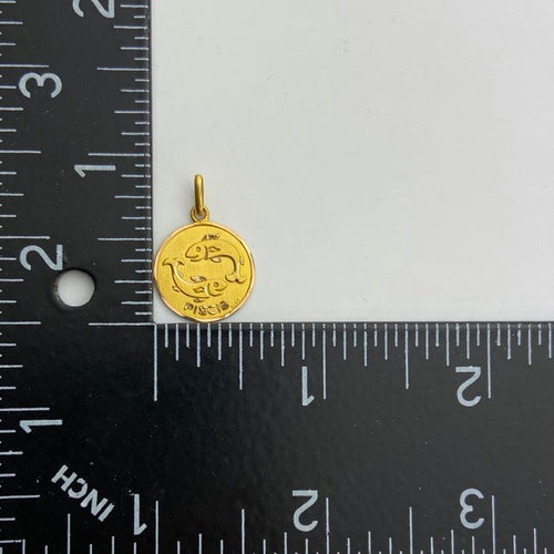 Pisces Gold Vintage Zodiac Pendant in 14k