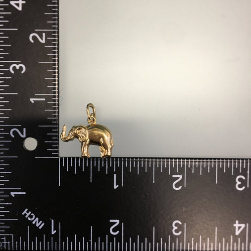Vintage Elephant Pendant in Italian 18k Gold