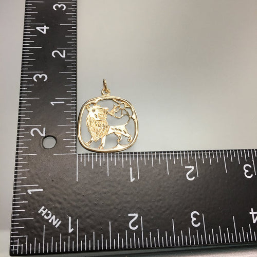 Vintage Leo Zodiac Pendant 10K Gold