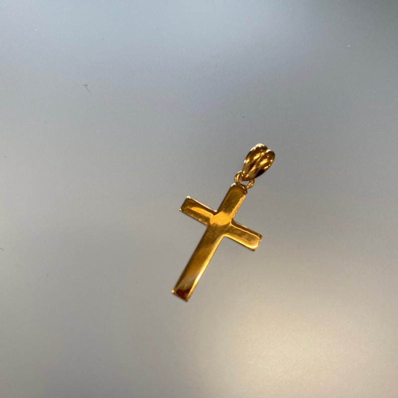 Vintage Cross Pendant 18k Gold