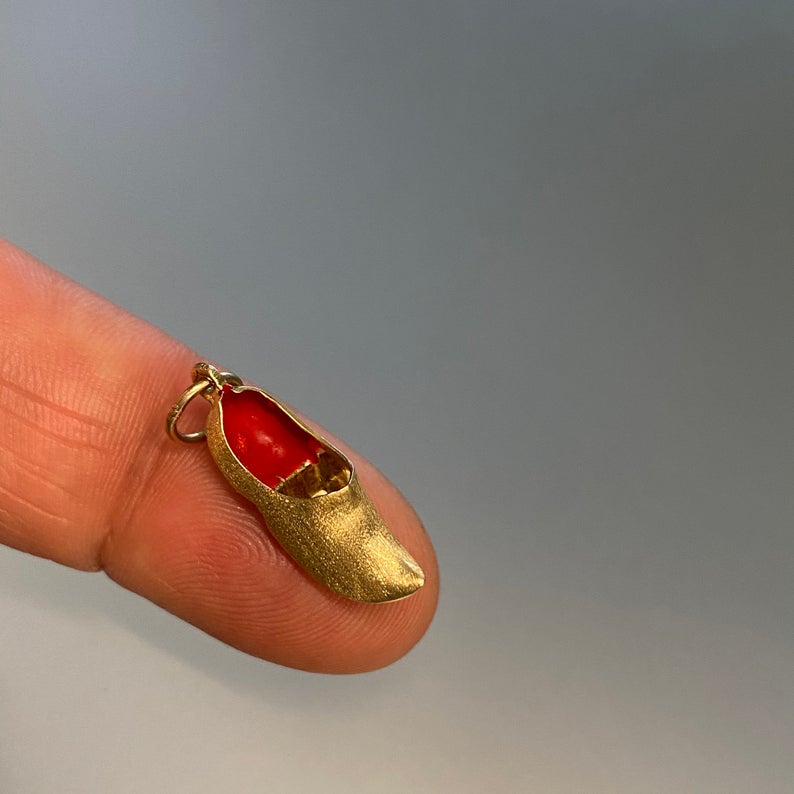 Vintage Dutch Shoe Charm in 14k Gold with Red Enamel