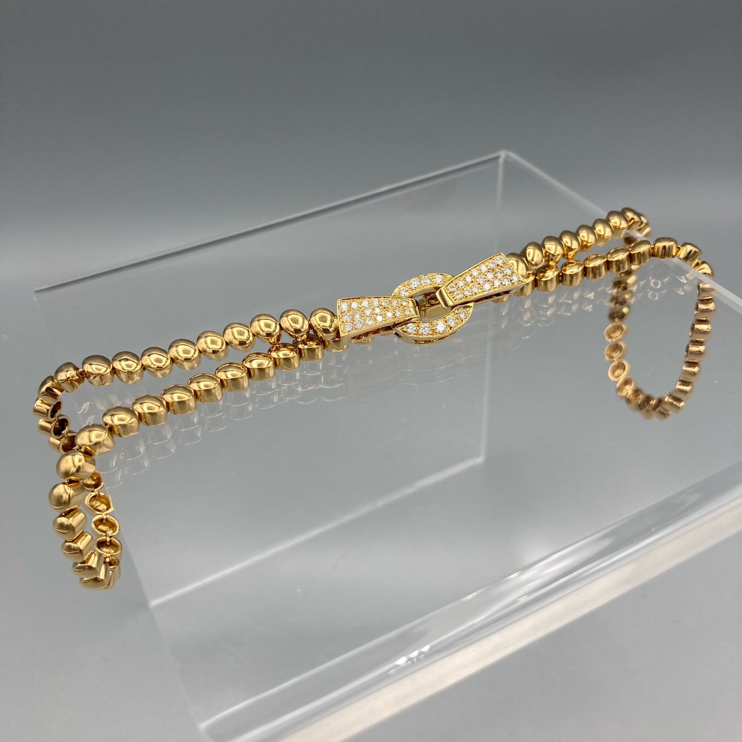 Yellow Gold 18k Collar Necklace with Diamond Bowtie Pendant