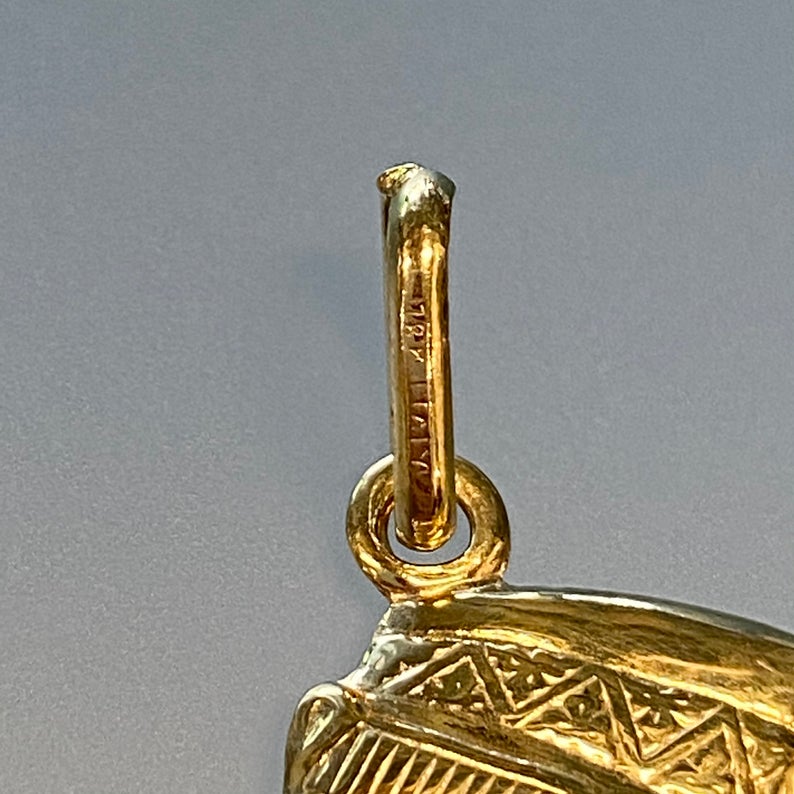 Pendentif Cléopâtre vintage en or 18 carats Reine égyptienne Néfertiti