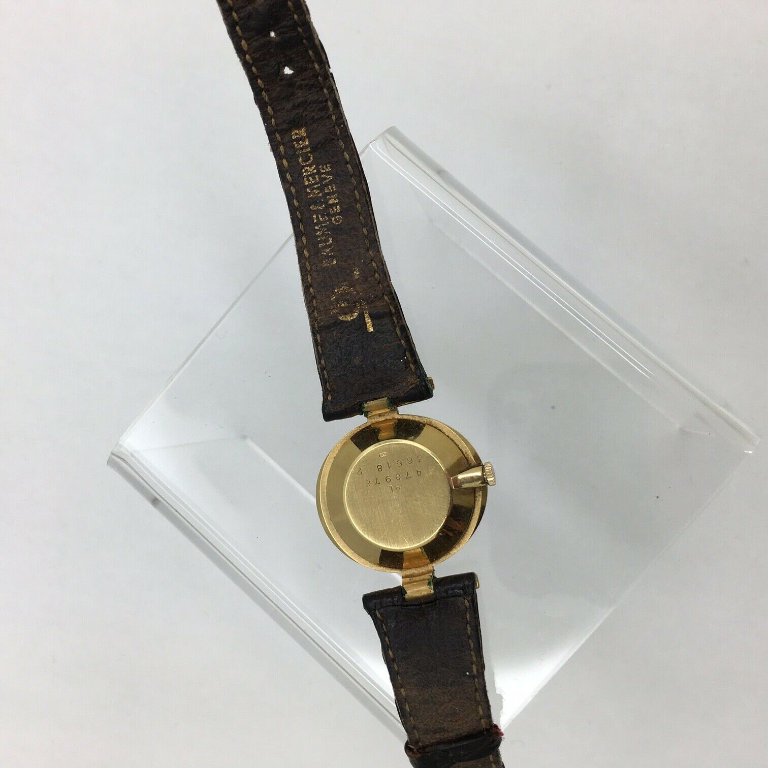 Baume & Mercier 18K Gold Tiger Eye Dial Watch 36618