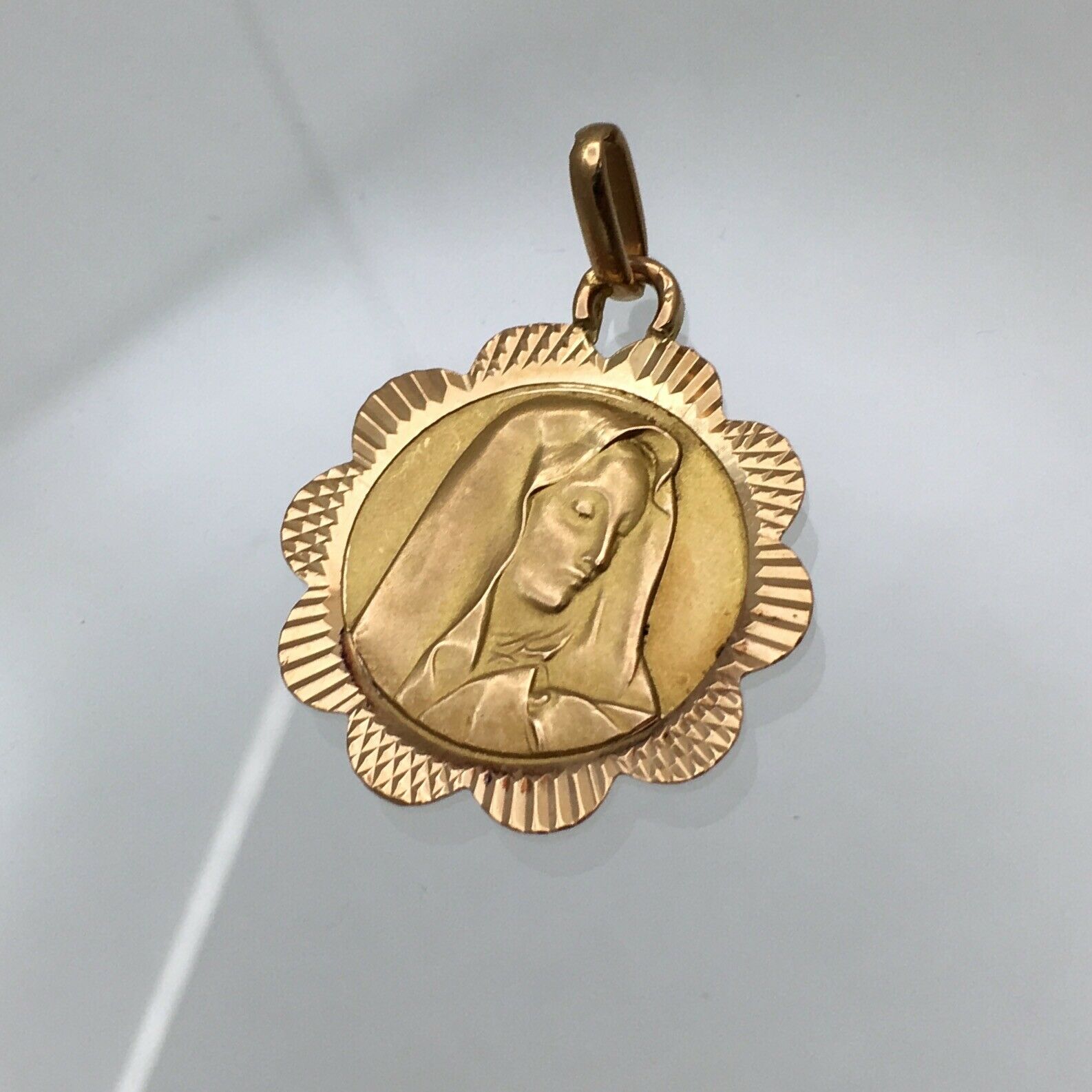 18k Gold Virgin Mary / Madonna French Art Nouveau Eagle Head Hallmark Religious